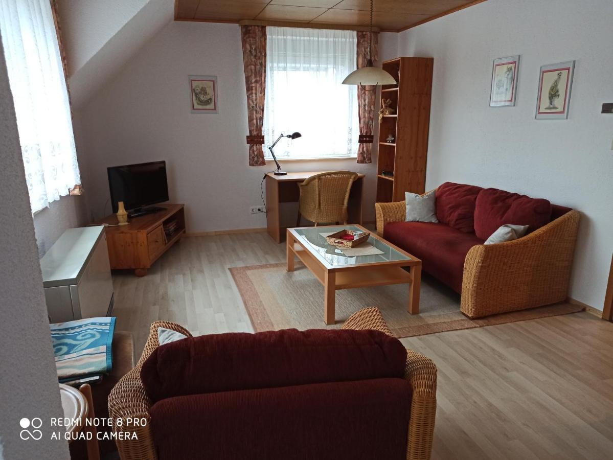 Ferienwohnung Am Deister Mit Grossem Balkon Springe Exterior foto